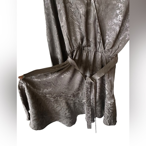 Karen Millen Charcoal Patterned Dress size 4 - Picture 6 of 8